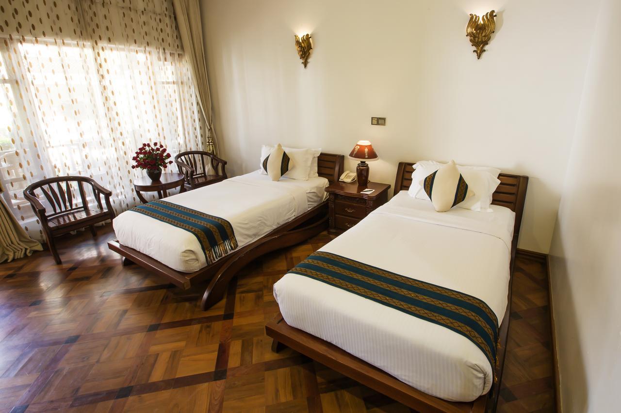 Yadanarpon Dynasty Hotel Mandalay Dış mekan fotoğraf