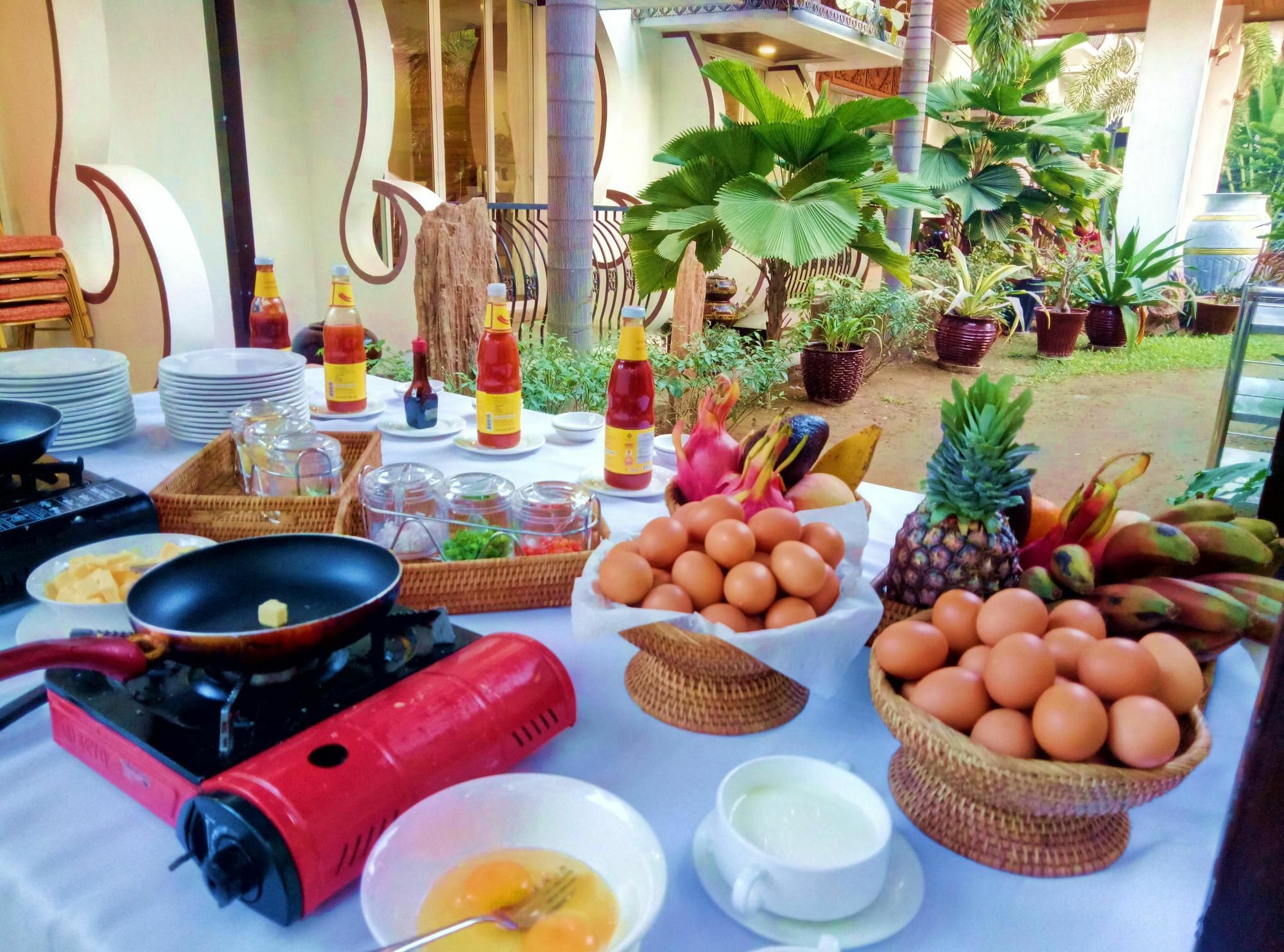 Yadanarpon Dynasty Hotel Mandalay Dış mekan fotoğraf